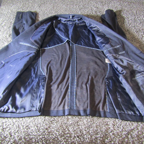 Item Sold - Picture 4 of 12